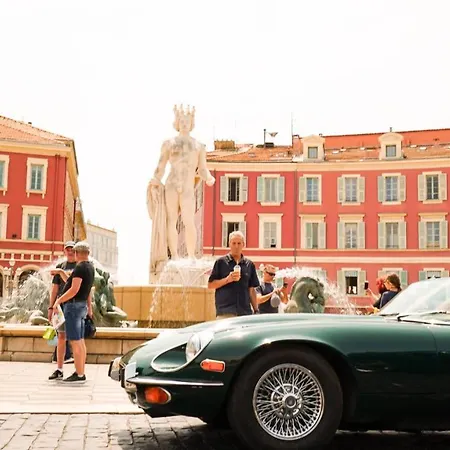 Massena Nice! Free Breakfast!