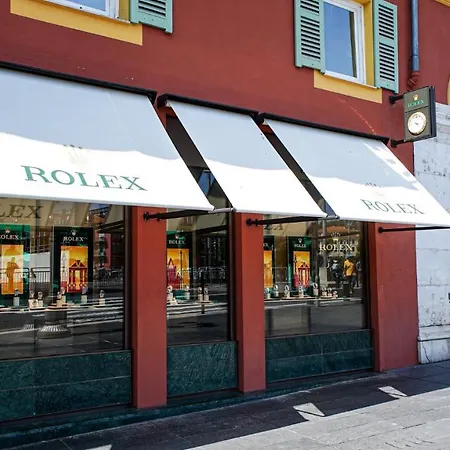 Massena Nice! Free Breakfast!