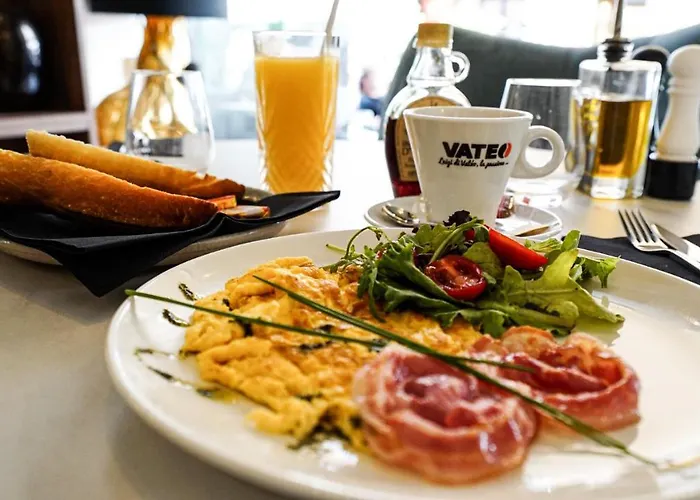 Massena Nice! Free Breakfast!